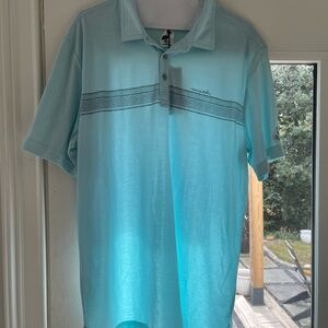 Sz L Club Travis Mathew. Light blue